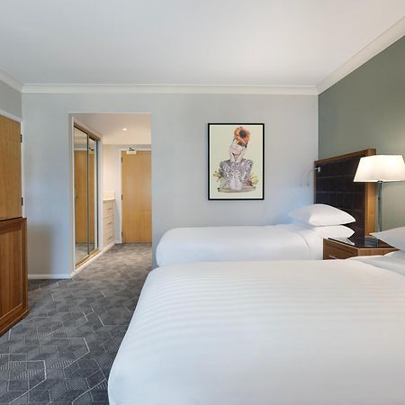 Delta Hotels By Marriott Northampton Extérieur photo