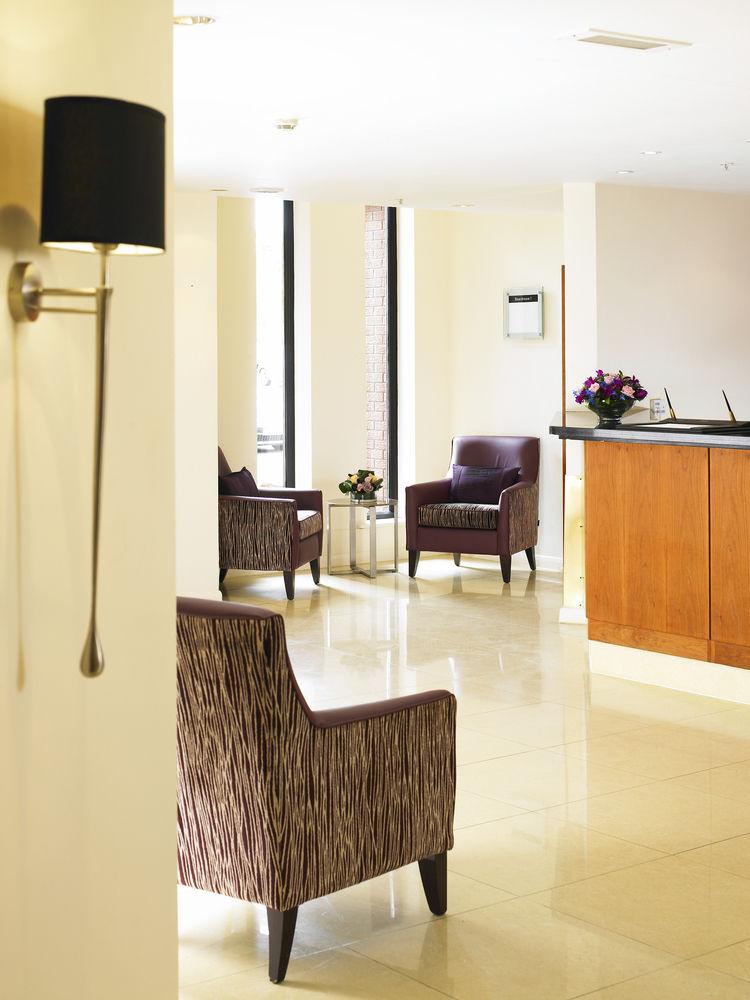 Delta Hotels By Marriott Northampton Extérieur photo