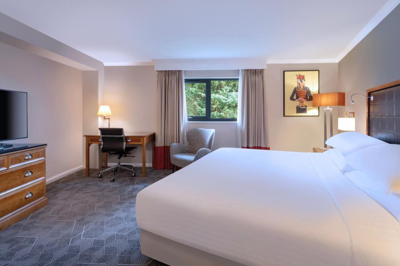Delta Hotels By Marriott Northampton Extérieur photo